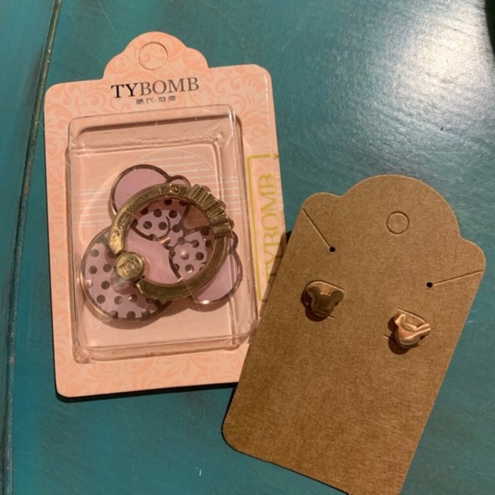 3/$15 Minnie Mouse Phone Ring Stand and Earrings